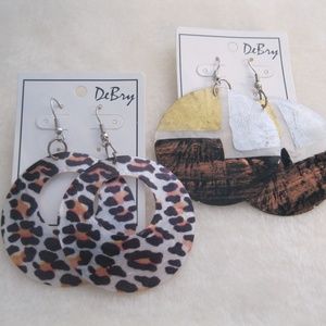 * SPECIAL * 2 Prs Shell Earrings NWOT